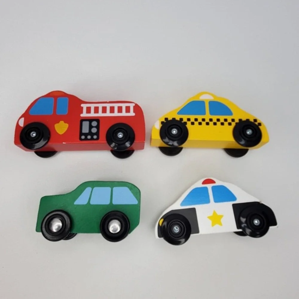 Melissa & Doug Wooden Vehicles and Traffic Signs‎ 7 Cars 4 Signs Set 3177 Tray